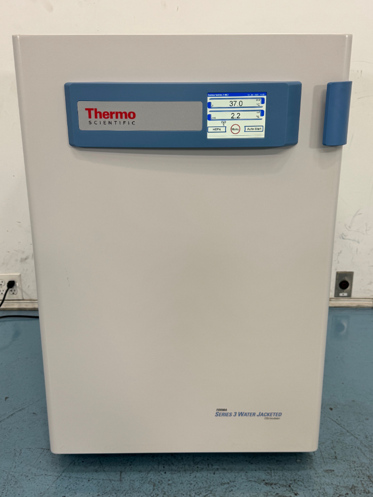 Image of Thermo Forma Series 3 Water Jacketed CO2 Incubator